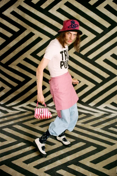 Look 32